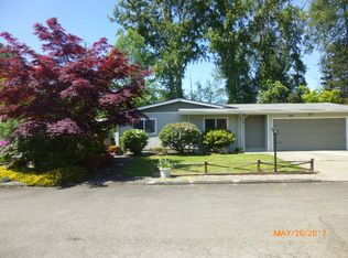 23630 N Lake Cir, Bothell, WA 98021