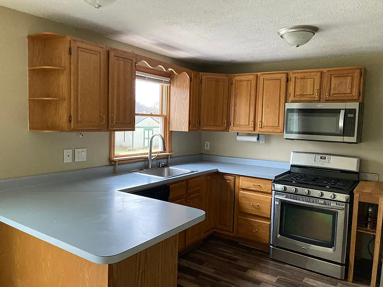 426 Deerfield Dr — Photo 13
