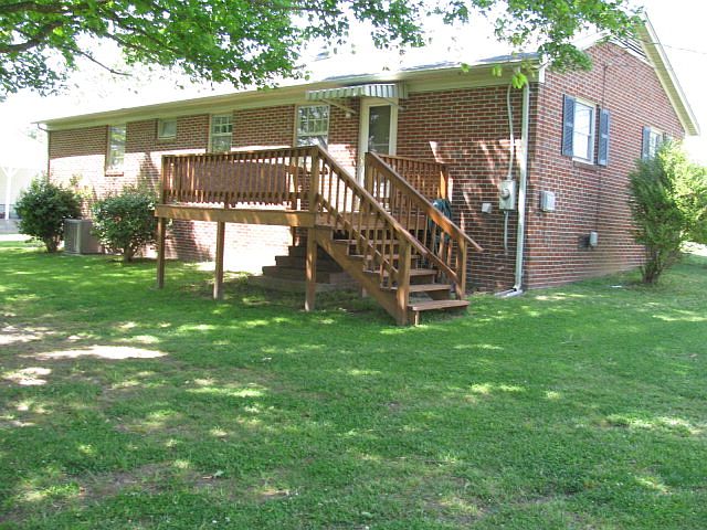 2nd image of 320 E Ferrell St