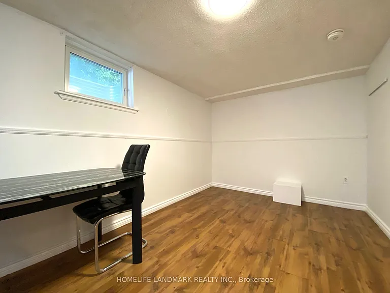 3121 Jessica Ct #LOWER — Photo 8