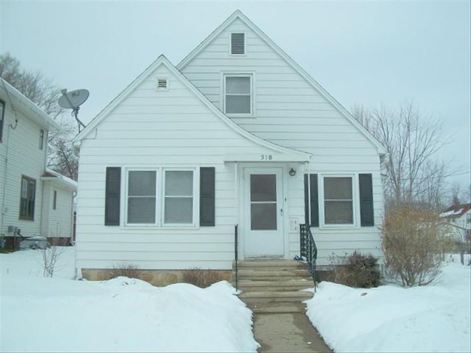 1st image of 318 E Milwaukee St