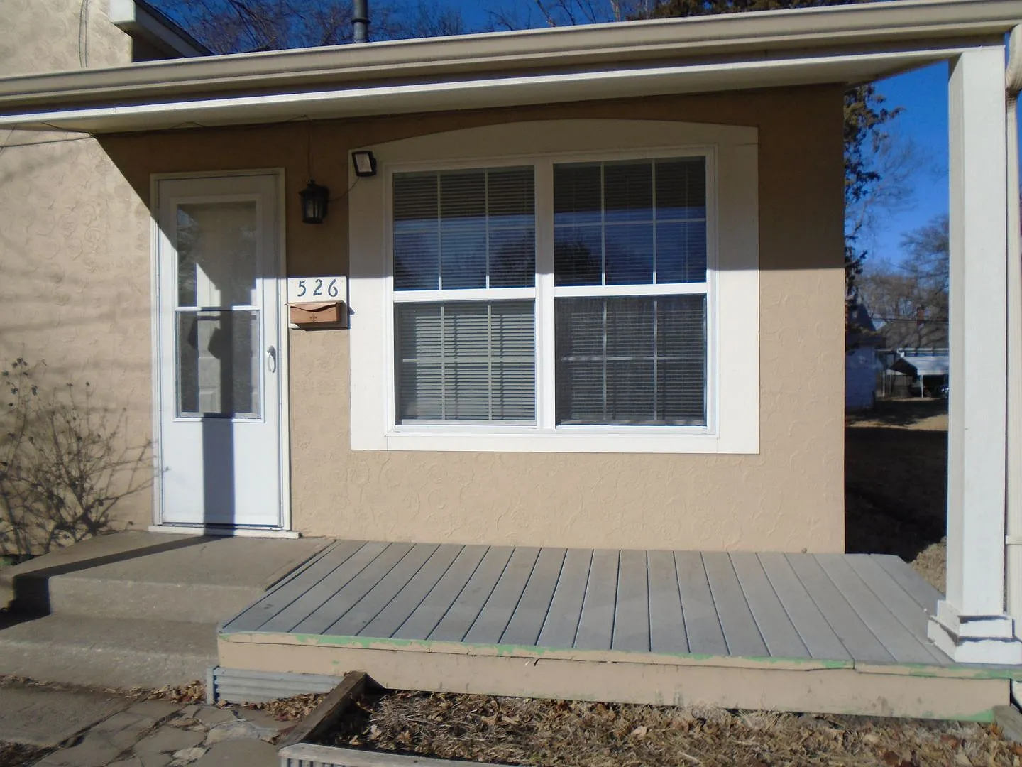 **Charming 1 Bedroom Duplex with Water/Trash & Lawn Care Included — Photo 2