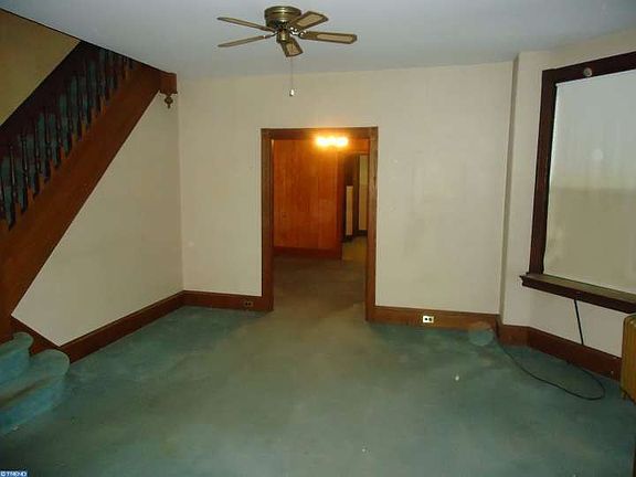 4th image of 9343 Frankford Ave