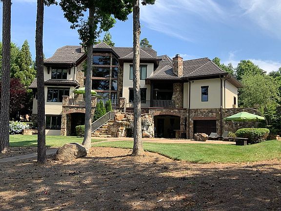 2nd image of 259 Milford Cir