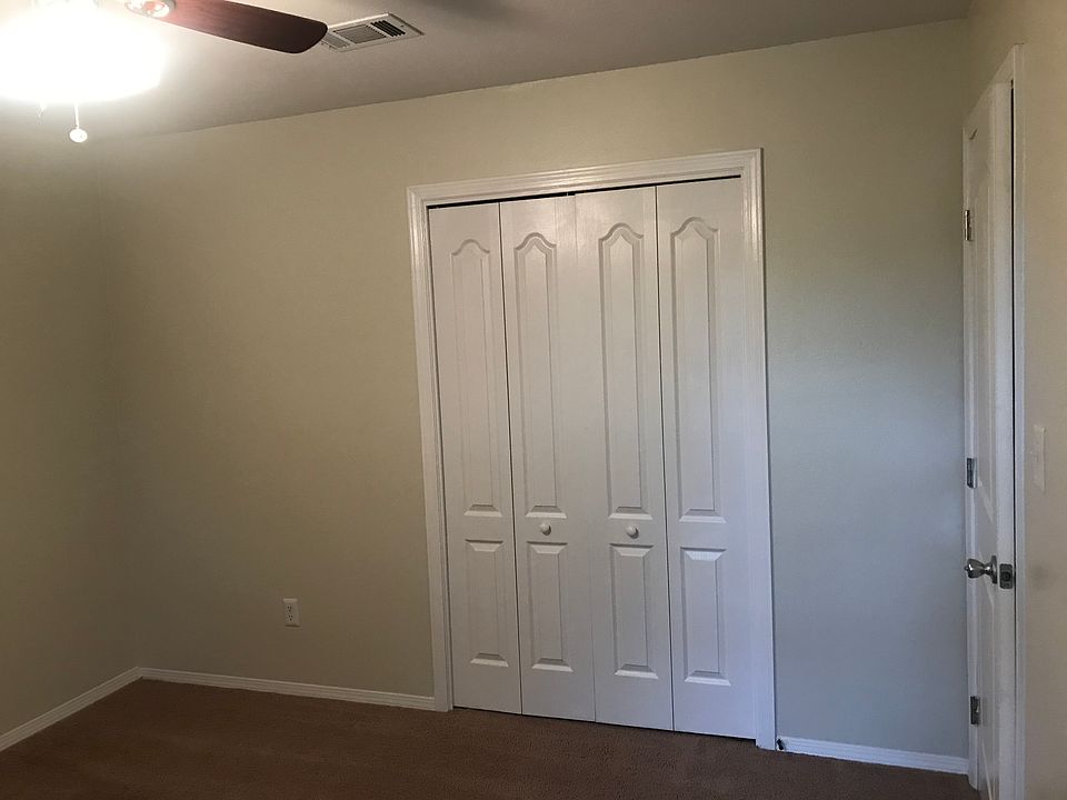 1st image of 2811 Langley Ave APT 213