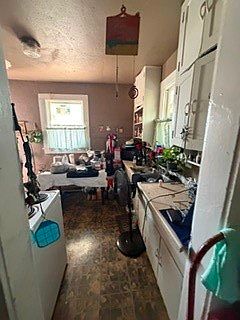 5th image of 1276 E Magnolia Ave