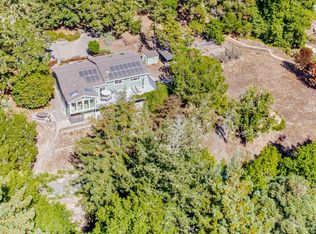 12195 Fiori Lane, Sebastopol, CA 95472