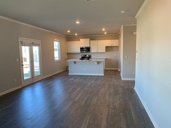 3rd image of 316 Quail Pass