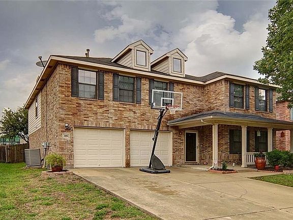 3rd image of 2884 Westover Dr