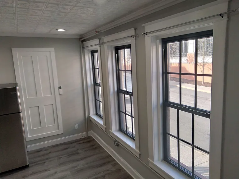 140 Hamilton St — Photo 11