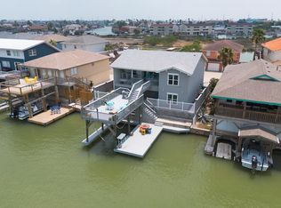 1450 Harbor Island Dr, Port Isabel, TX 78578