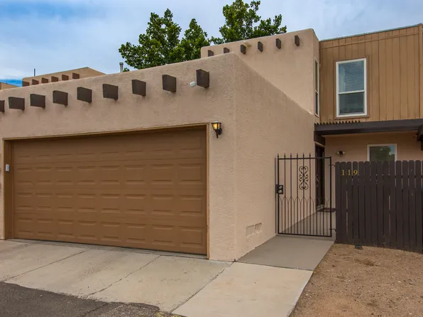 119 Calle Olas Altos NE, Albuquerque, NM 87109