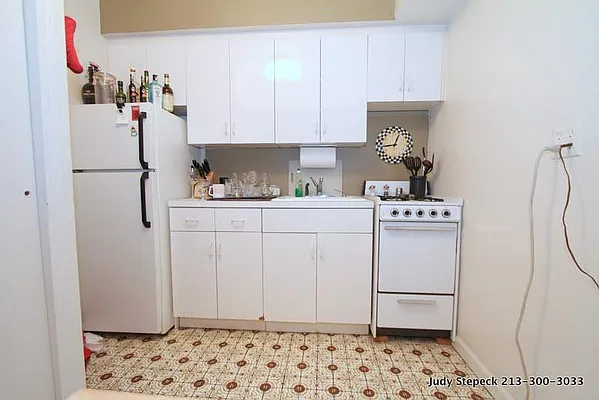 Rented by Bond New York | media 35