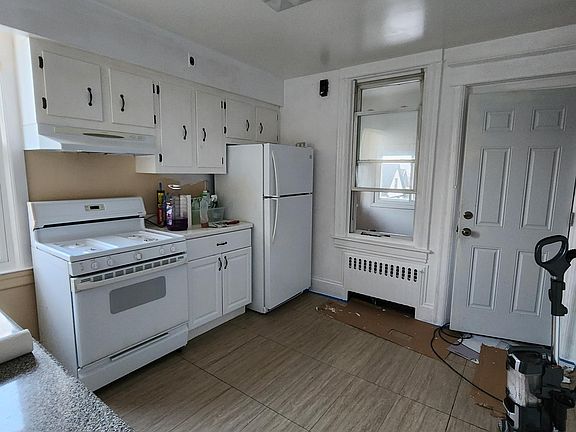 2nd image of 122 Convent Pl Floor 2