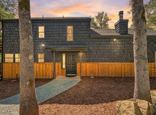 15880 Arrowhead Pl, Grass Valley, CA 95949