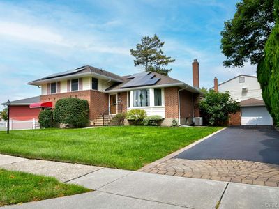 3895 Green Place, Bethpage, NY, 11714