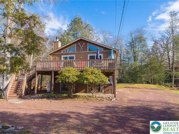 41 Longfellow Cir, Albrightsville, PA 18210