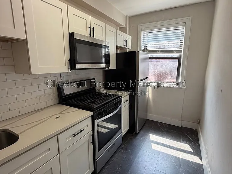 5616 Pershing Ave #52 — Photo 6