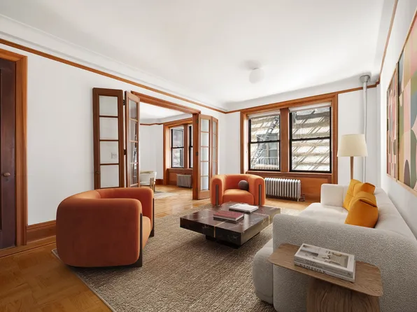 790 Riverside Drive image 1 of 11