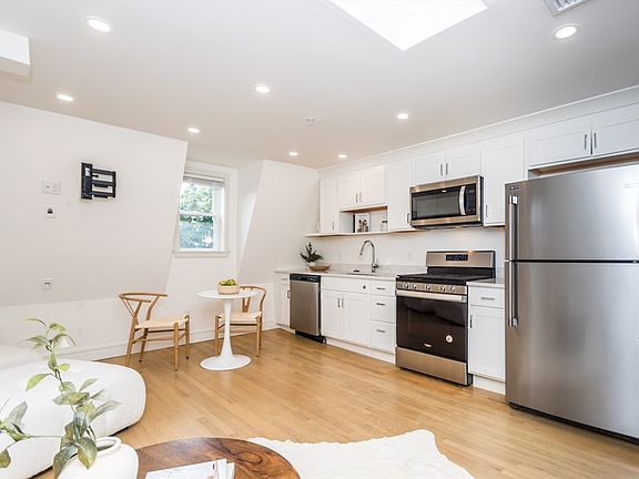 5th image of 92 Brown St APT 5