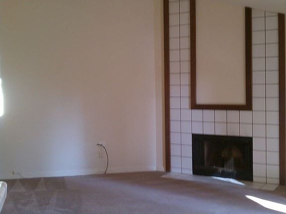 4th image of 128 Valley Oak Dr