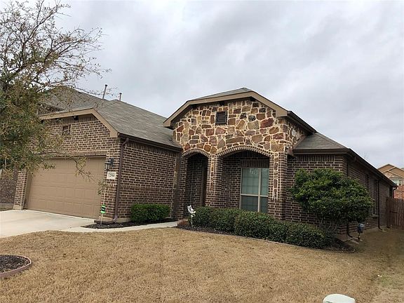 2nd image of 2504 Triangle Leaf Dr