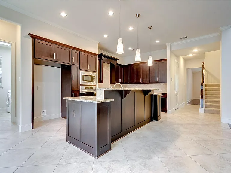 10307 Latta Creek Dr — Photo 18