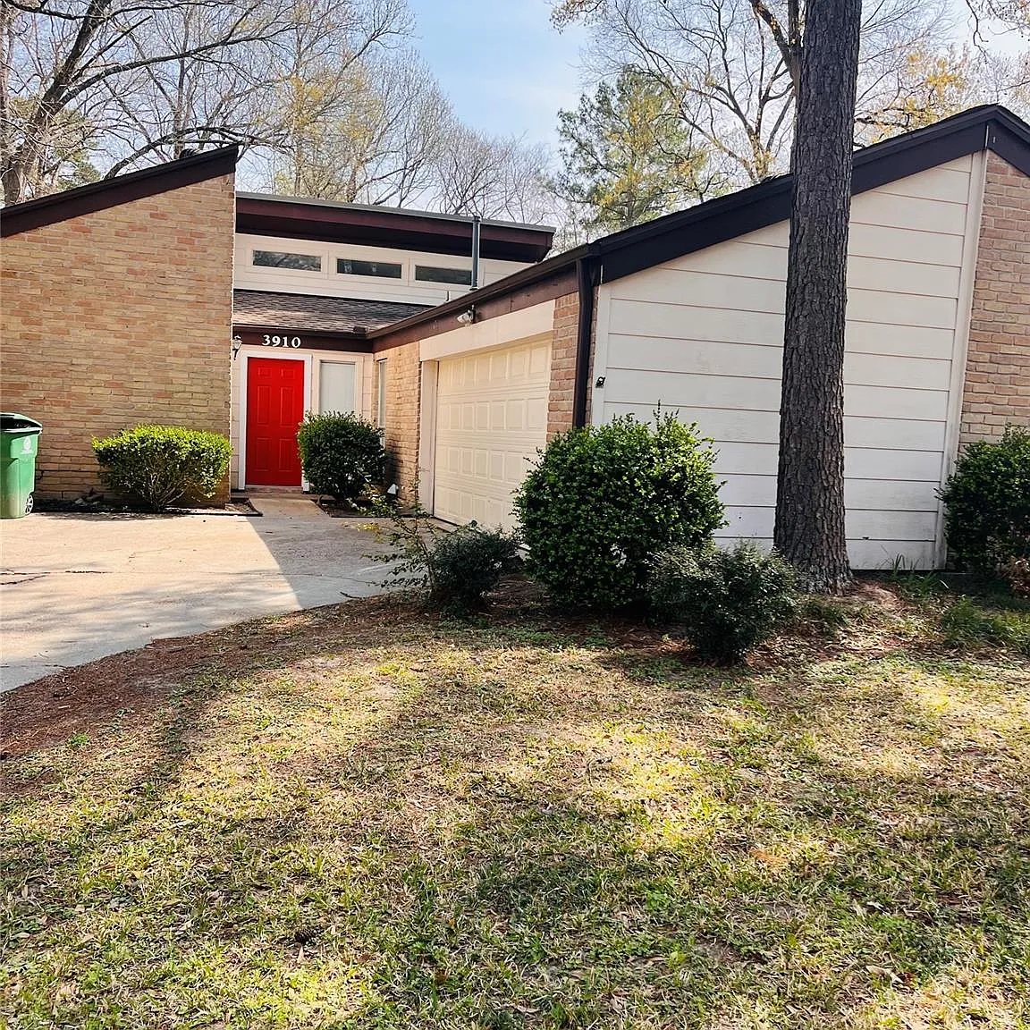 3 bed, 2.0 bath, 1754 sqft, $1,800 — Photo 4
