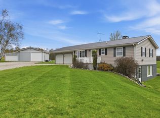 8835 E McBrides Rd, Vestaburg, MI 48891