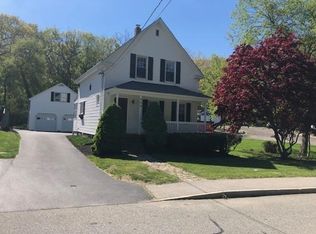 359 Union St, Northbridge, MA 01534