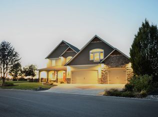 12294 W Pinewood River Ln, Star, ID 83669