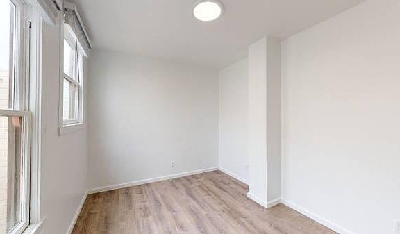 4th image of 1555 Chestnut St APT 34