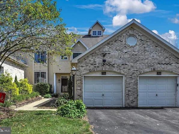 916 Rivergate Ct, Millersville, PA 17551