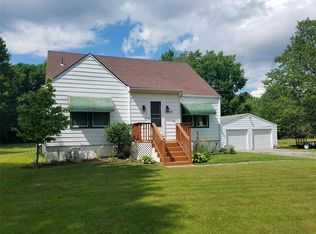 5905 Wise Rd, Hermitage, PA 16148