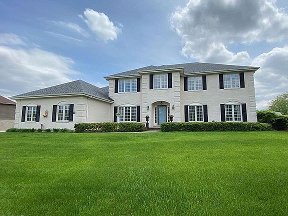 2nd image of 10943 Persimmon Ct