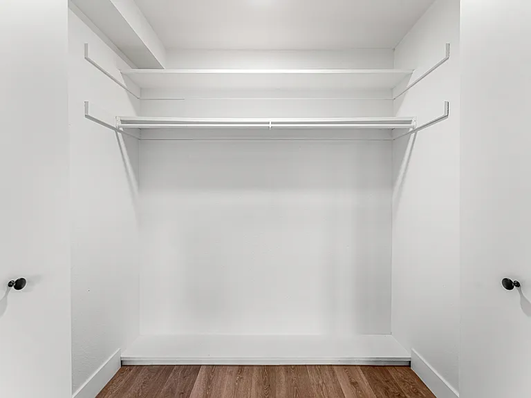 closet closet