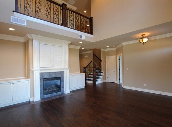 3rd image of 6194 Glenview Dr