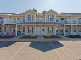 207 Cambridge Manor Dr, Scotia, NY 12302