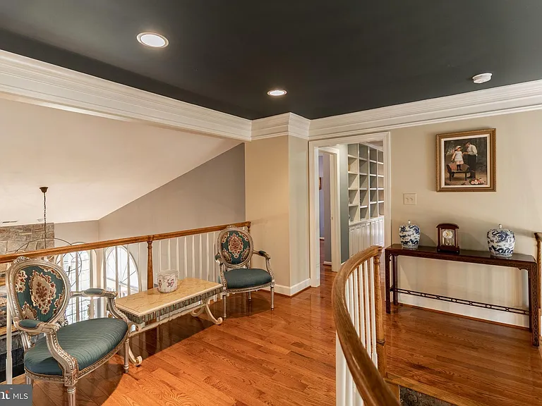 10117 Meyer Point Ter — Photo 16