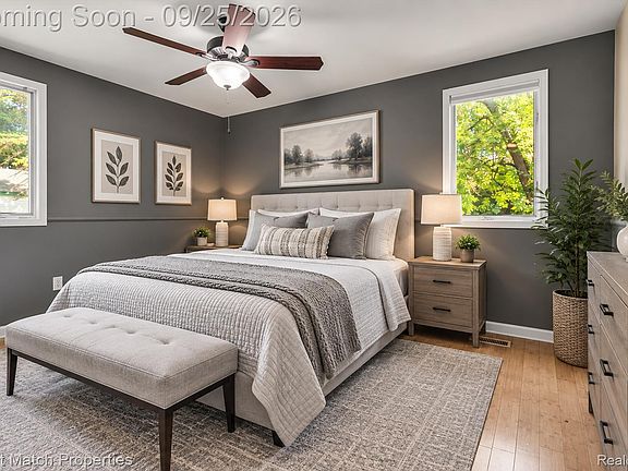 3rd image of 3149 Donley Ave