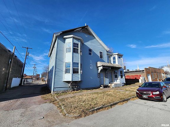 2nd image of 318 Myrtle St