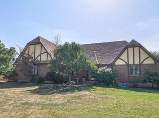 1002 Wesley Ave, Raymore, MO 64083