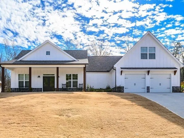 15 Cranford Cir, Cartersville, GA 30120