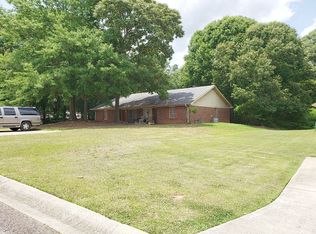 225 Rock Island Ln #235, Ellenwood, GA 30294