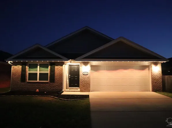 6274 Churchill Cir, Bagdad, FL 32583