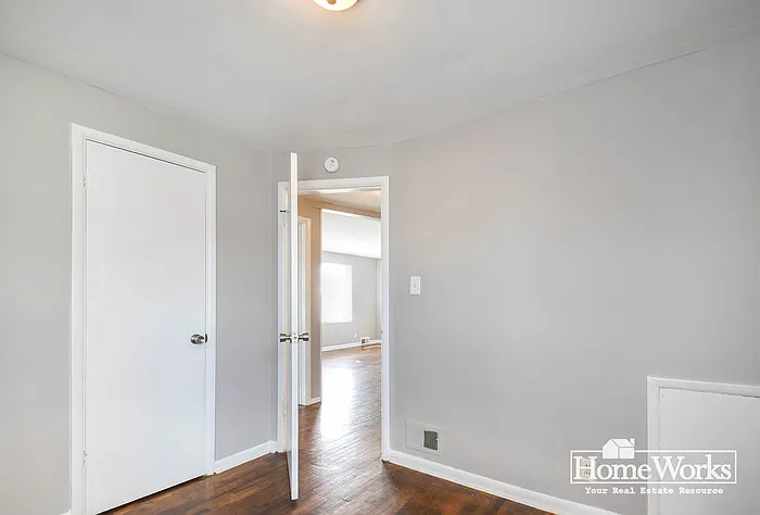 340 S Brook Ave — Photo 8