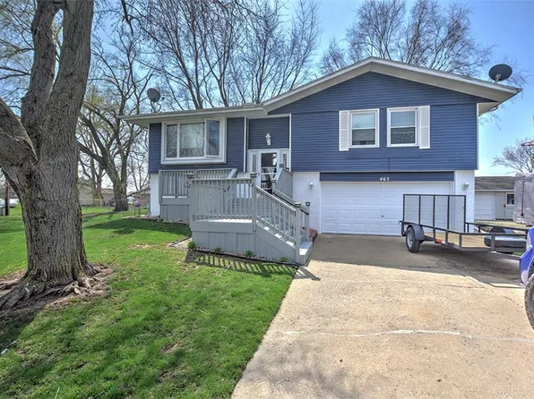 465 Park Pl, Dalton City, IL 61925