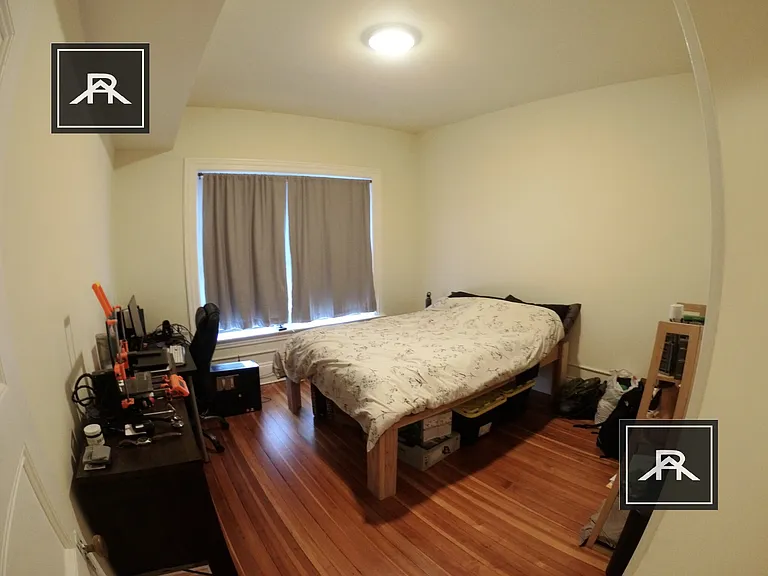 1461 Beacon St #31 — Photo 6