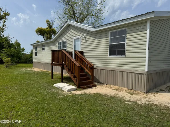 2716 E 12th St, Panama City, FL 32401