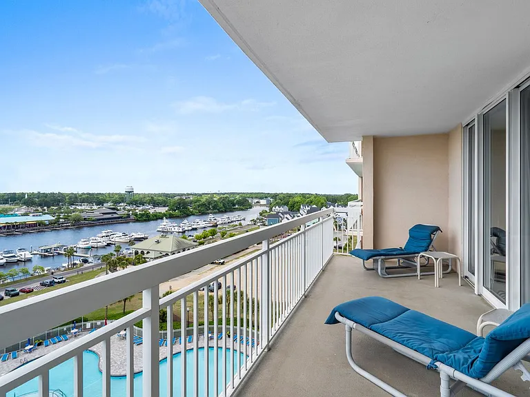 4801 Harbour Pointe Dr #1005 — Photo 2